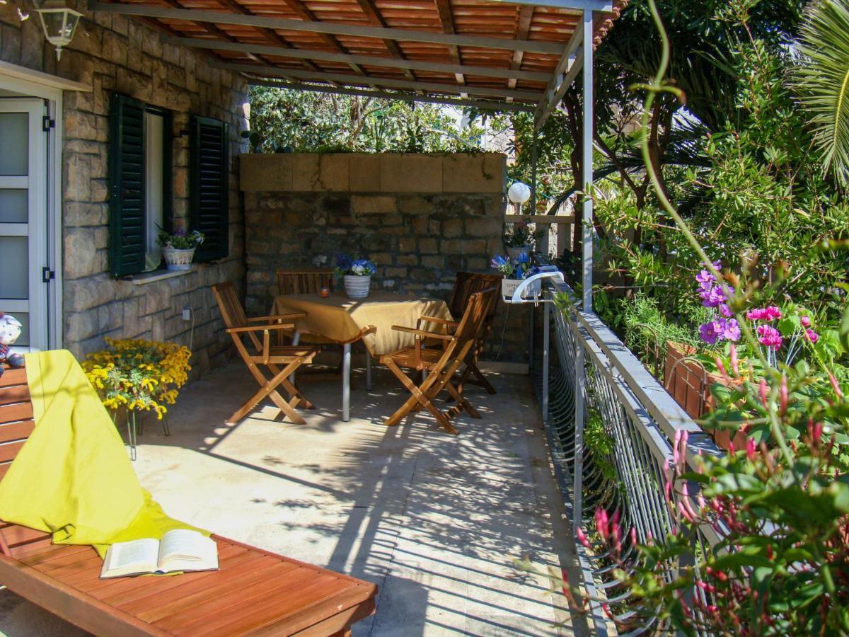 Holiday Home Garden - BRC650 Sumartin Exterior foto