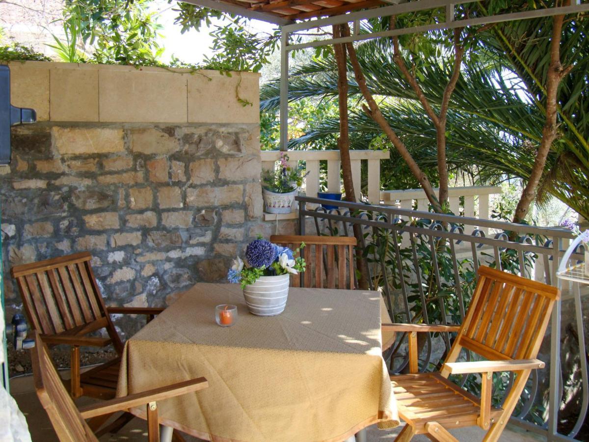 Holiday Home Garden - BRC650 Sumartin Exterior foto
